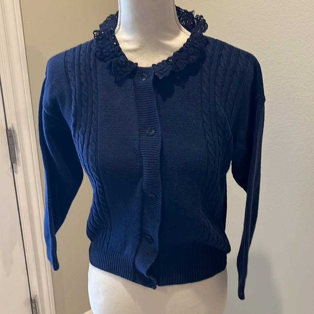 Navy sweater cable stitch front lace collar detail Small new not worn cardigan